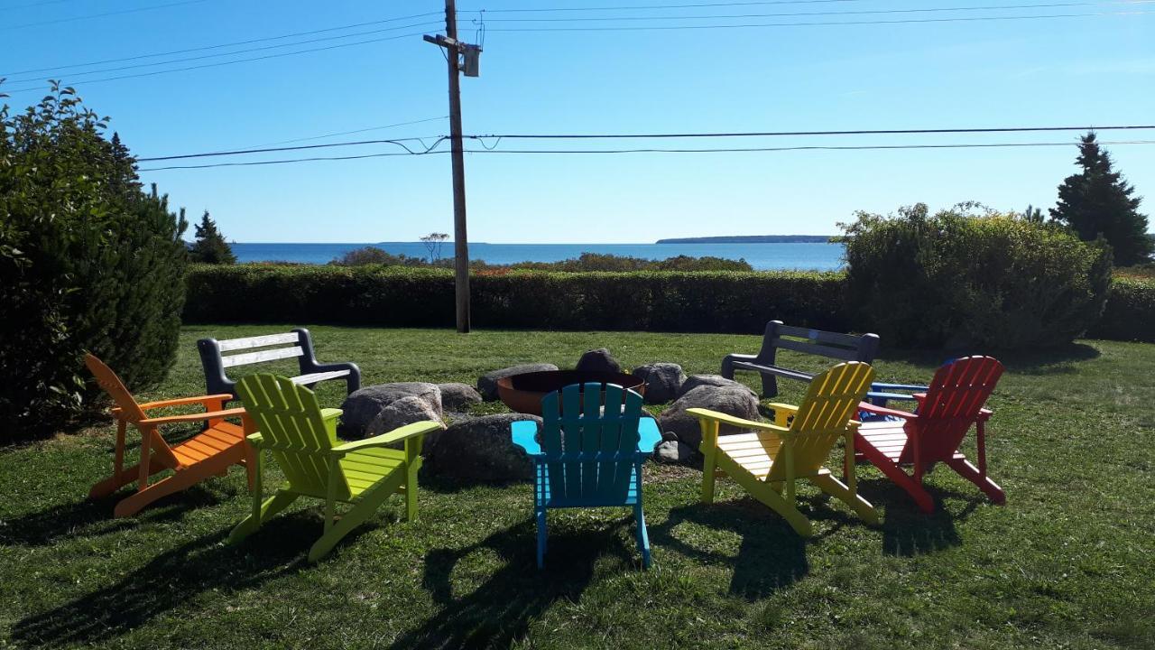Atlantic View Motel Lunenburg Eksteriør bilde