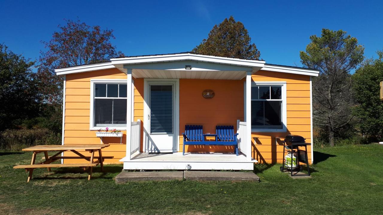 Atlantic View Motel Lunenburg Eksteriør bilde
