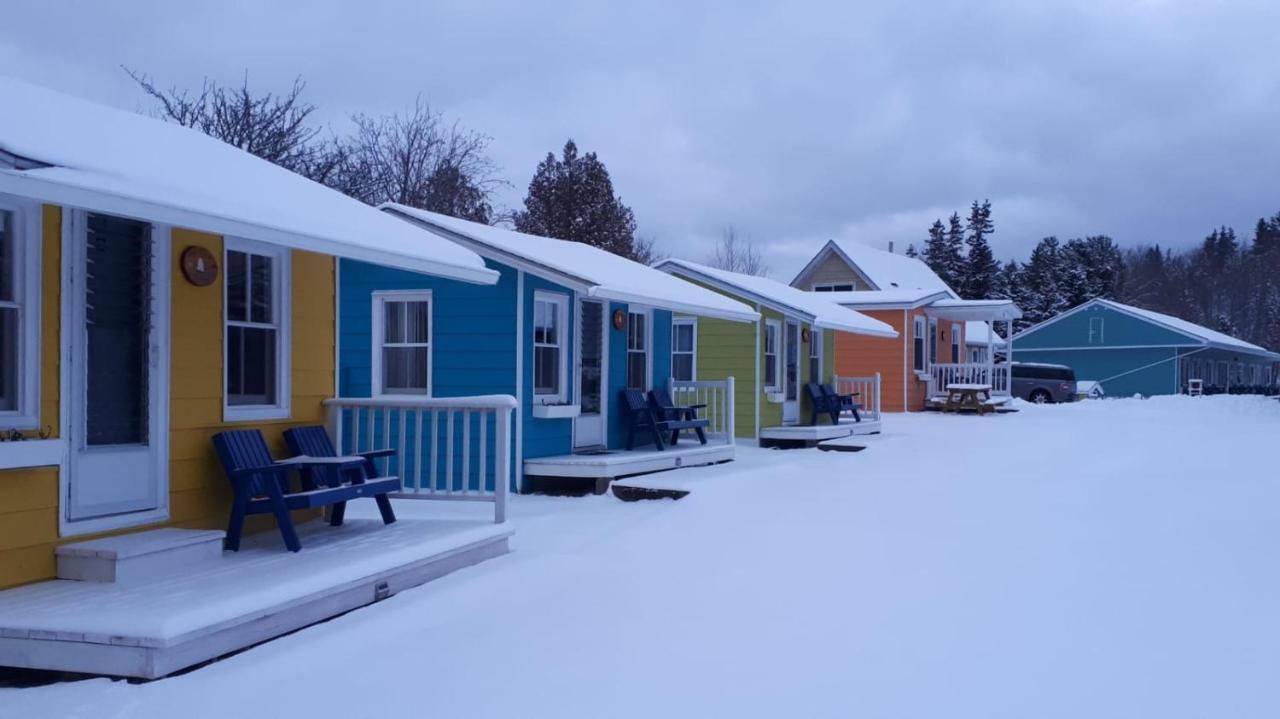 Atlantic View Motel Lunenburg Eksteriør bilde